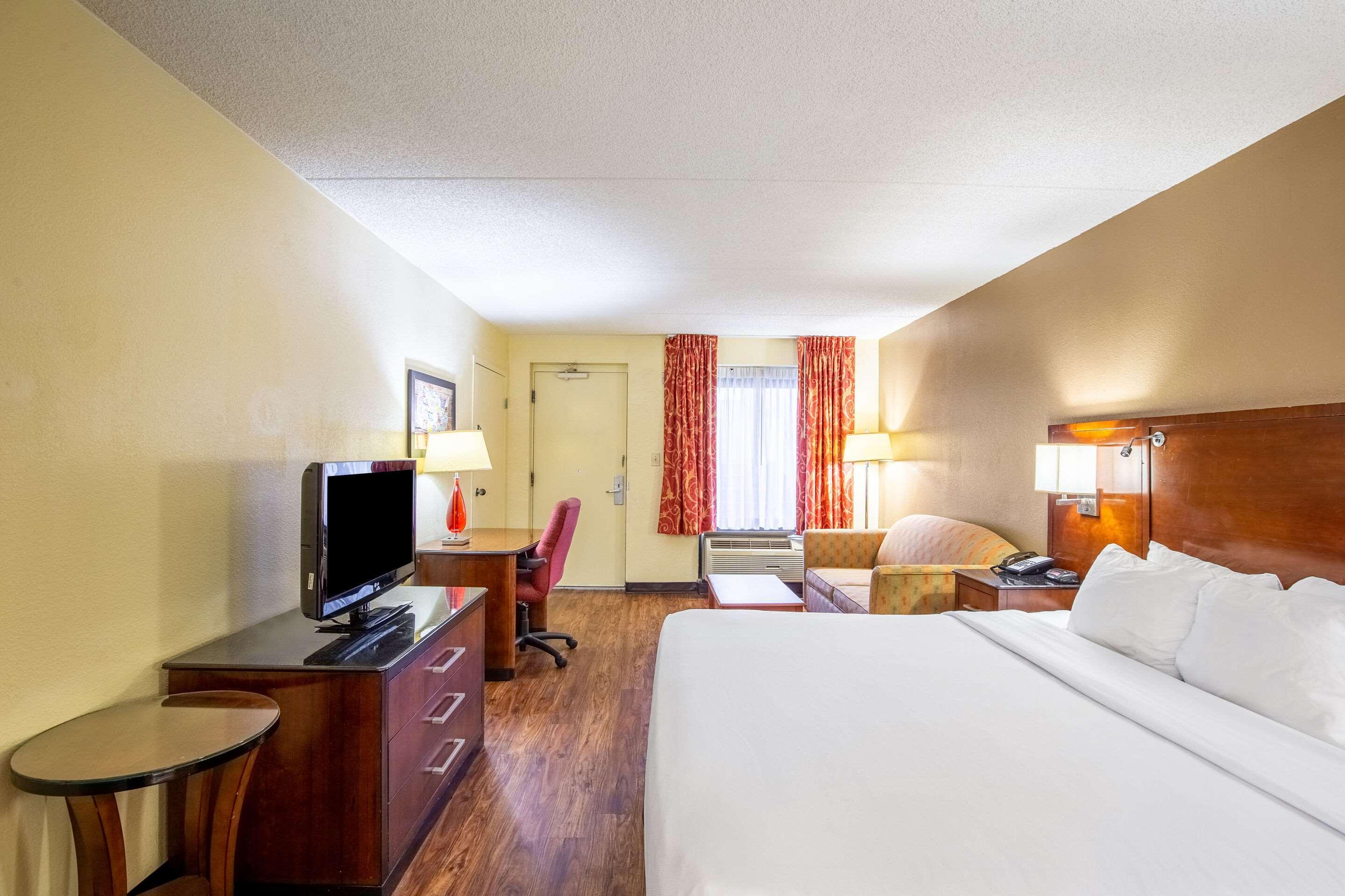 Econo Lodge Naval Station Norfolk Extérieur photo